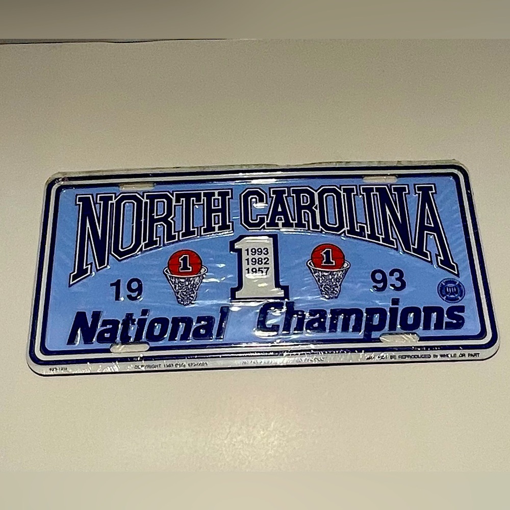 Vintage NOS BLUE NC Tar Heels 1993
National Champion License Plate Still
Wrapped